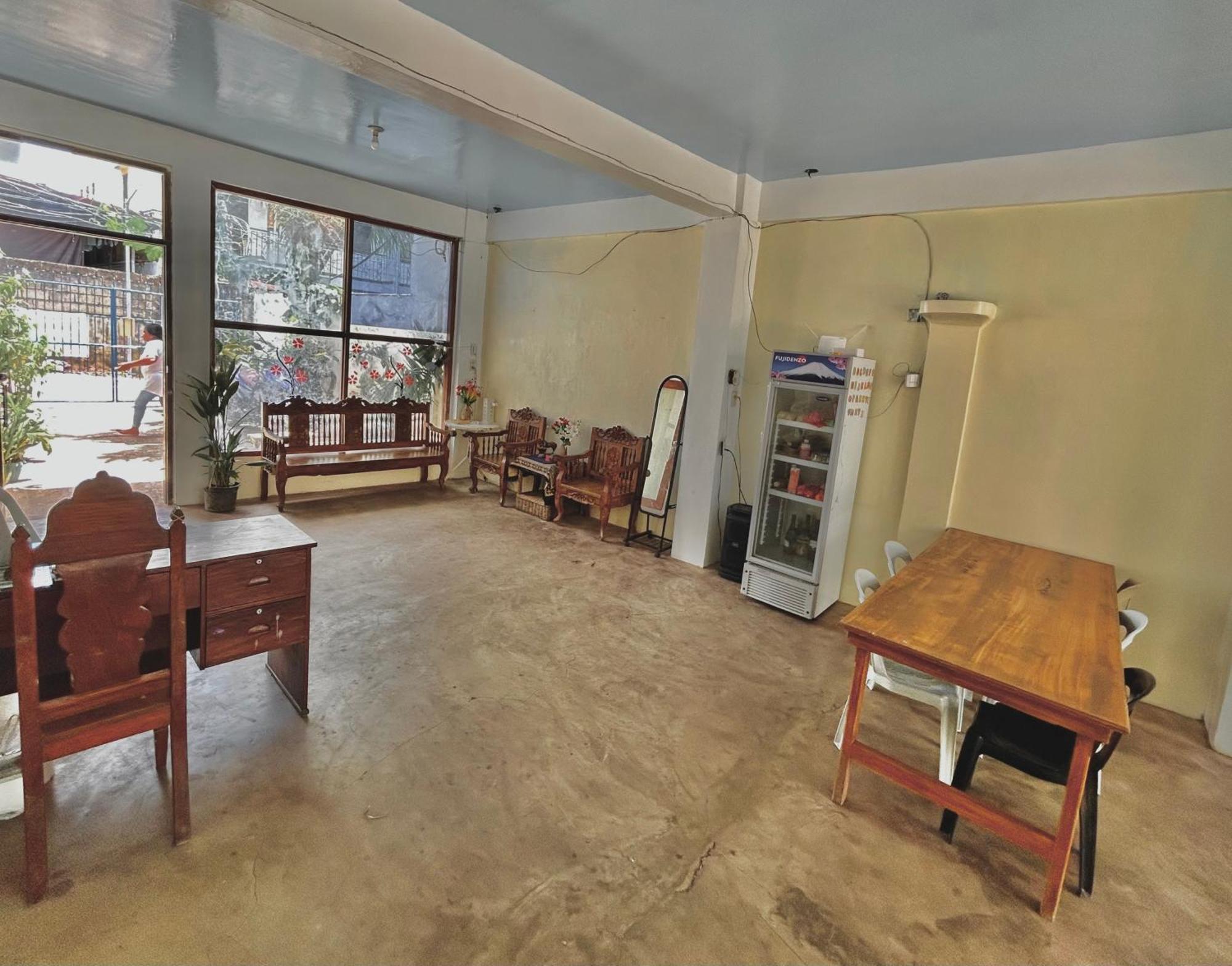 Carillo Guest House โกรอน ภายนอก รูปภาพ